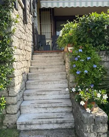 Venzo Brenzone sul Garda