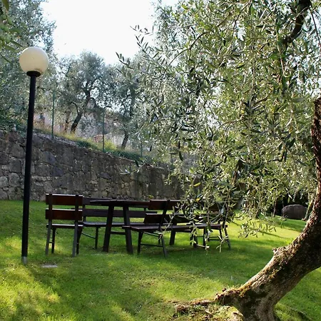 Venzo Brenzone sul Garda