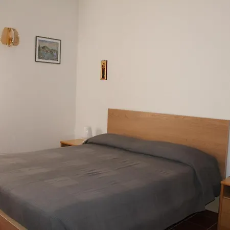 Apartment Venzo *