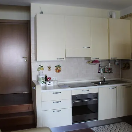 Venzo Brenzone sul Garda